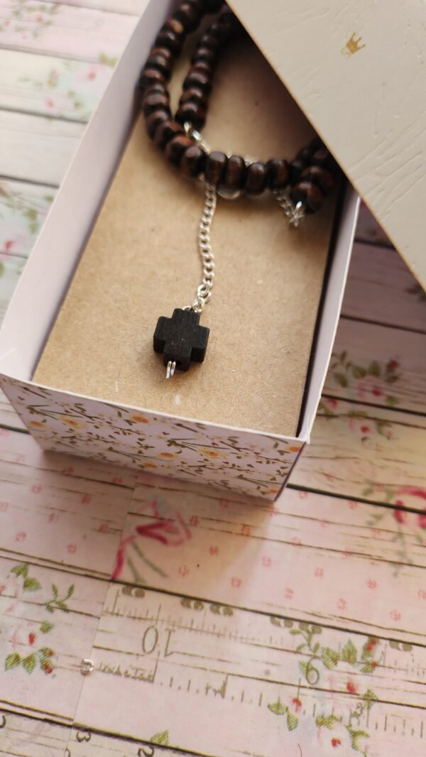 20251012_181101 Collar Elarion