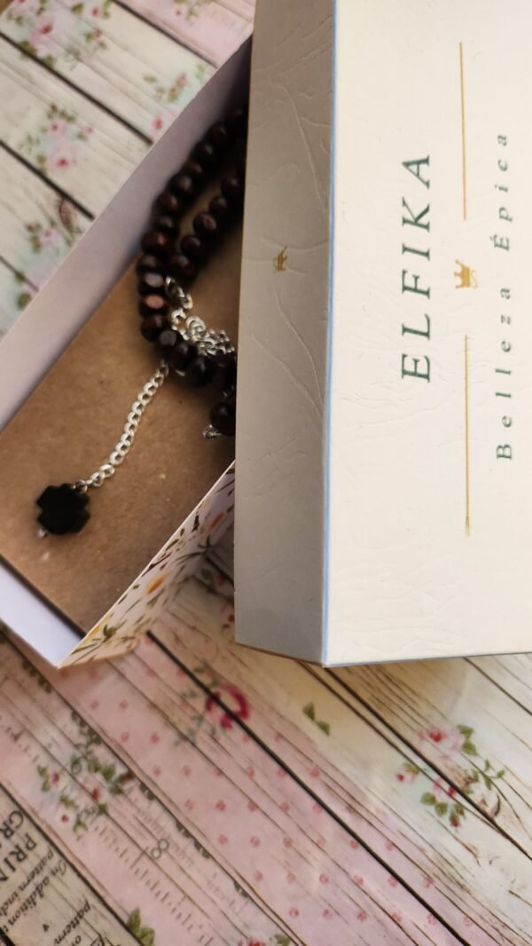 20251012_181143 Collar Elarion